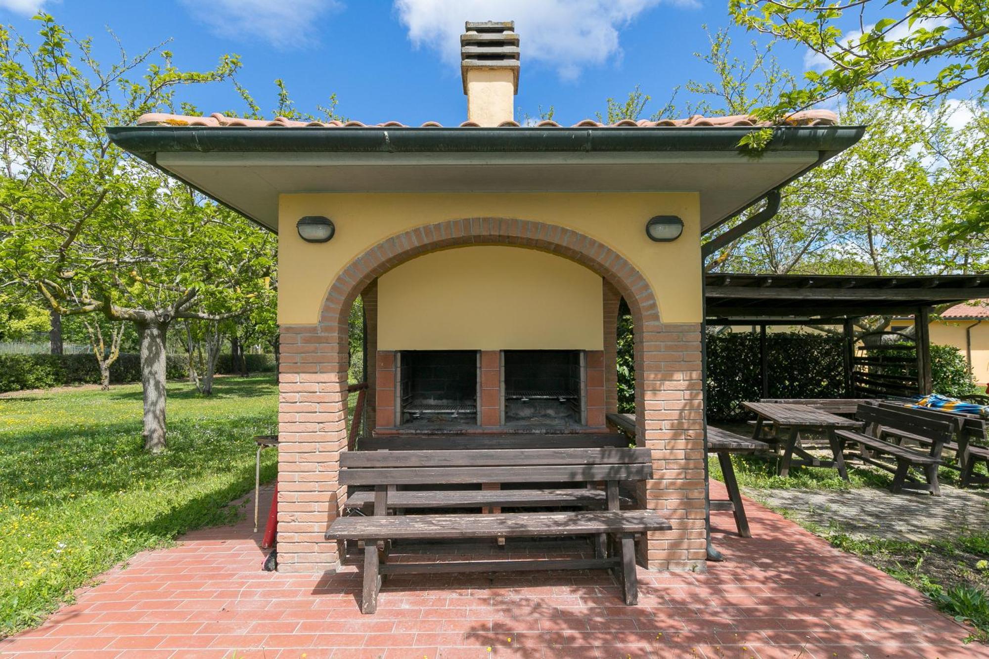 Il Girasole - Ginestra Venturina Terme Exterior foto